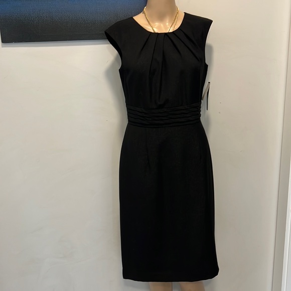 TAHARI, ARTHUR S. LEVINE DRESS SIZE USA 4 - Picture 1 of 7